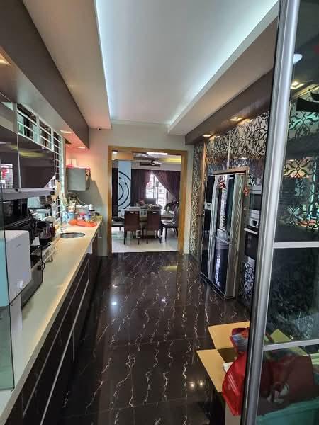 End Lot, Sunway SPK 2.5 Storey House, 32x75, 5r5b, North Facing - 2