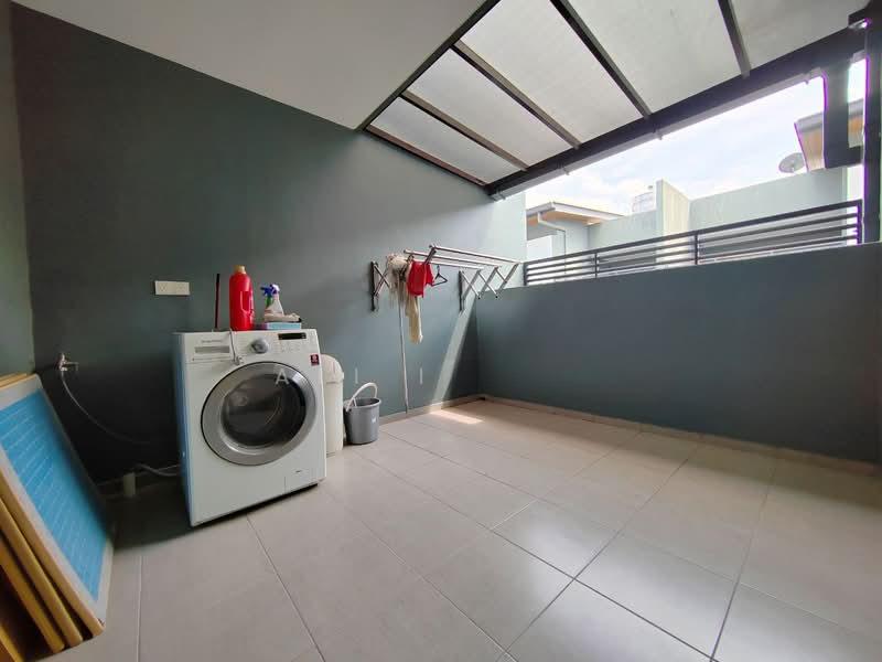 Parkfield Residences - 3