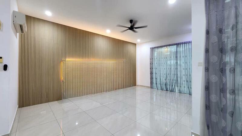 Taman Desa Tebrau Tamans Desas Tebraus - 1