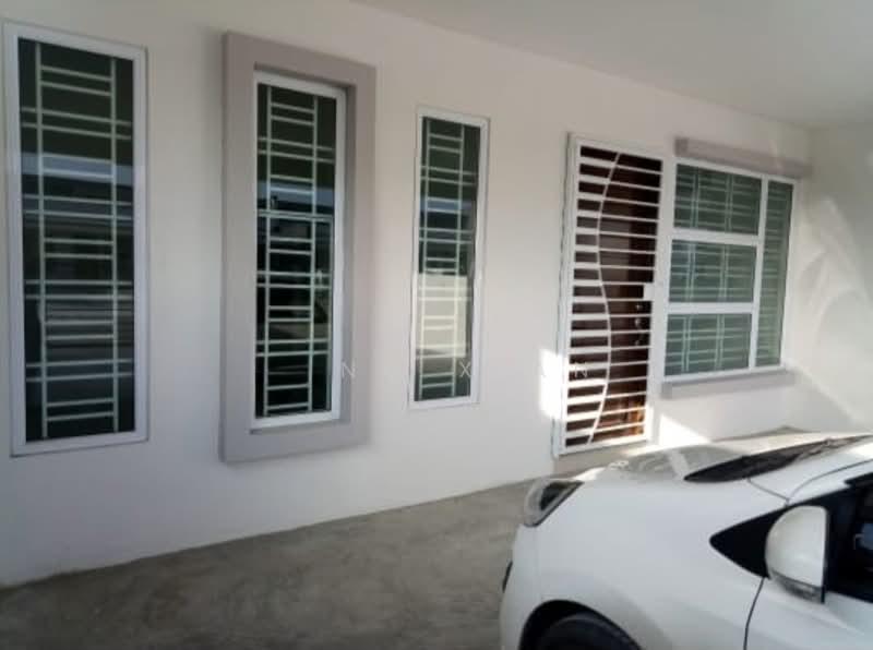 Single Storey Intermediate @ Depo Link - 2