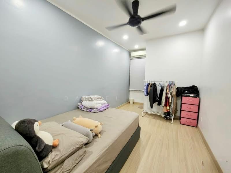 RM780k! 20x70ft! 4R3B! Kitchen Extended Renovated Nafiri Bandar Bukit Raja Klang 2 Sty Terrace Hse - 2