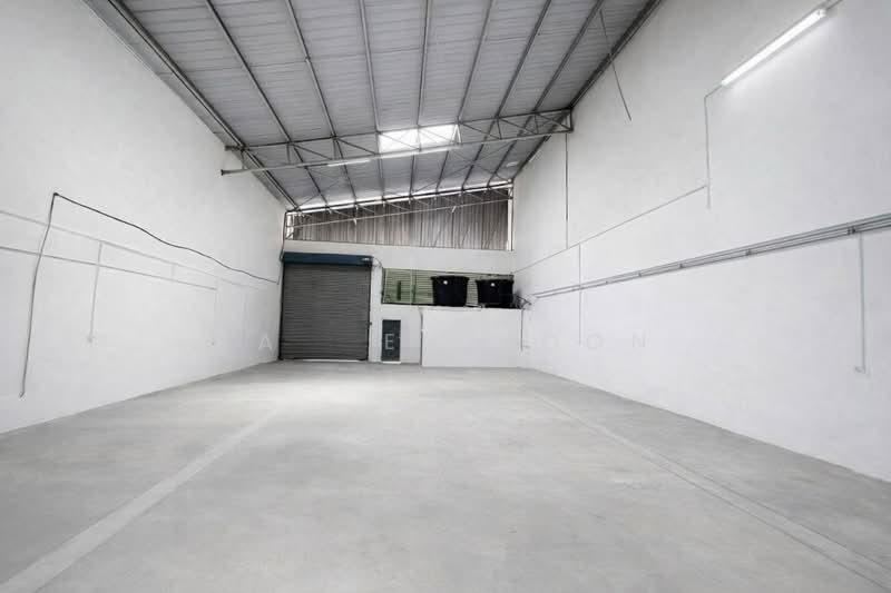 Taman Perindustrian JB Perdana, Skudai 1.5 Storey Terraced Factory - 1