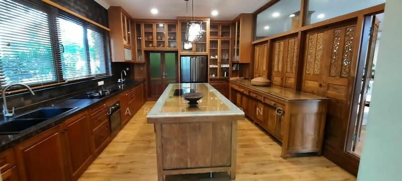 Perdana Lakeview East - 2