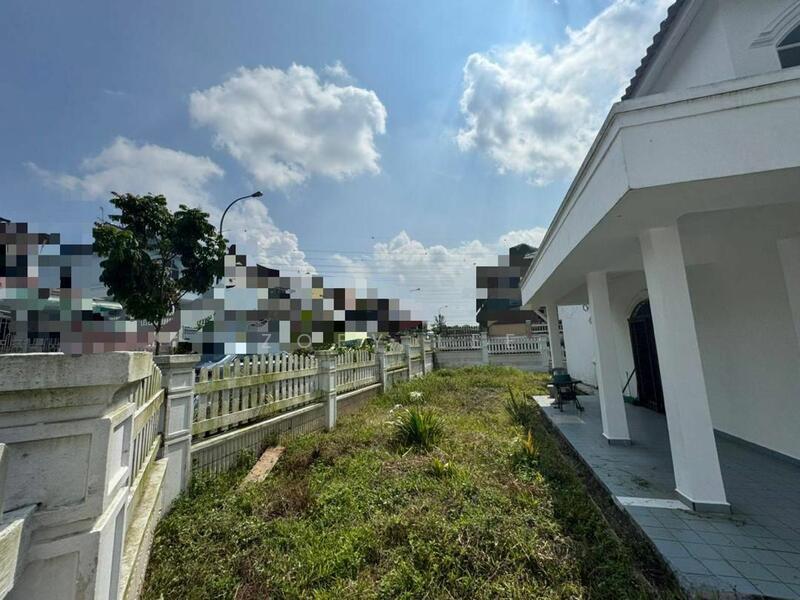 2-storey Terrace House at Taman Pulai Utama - 2