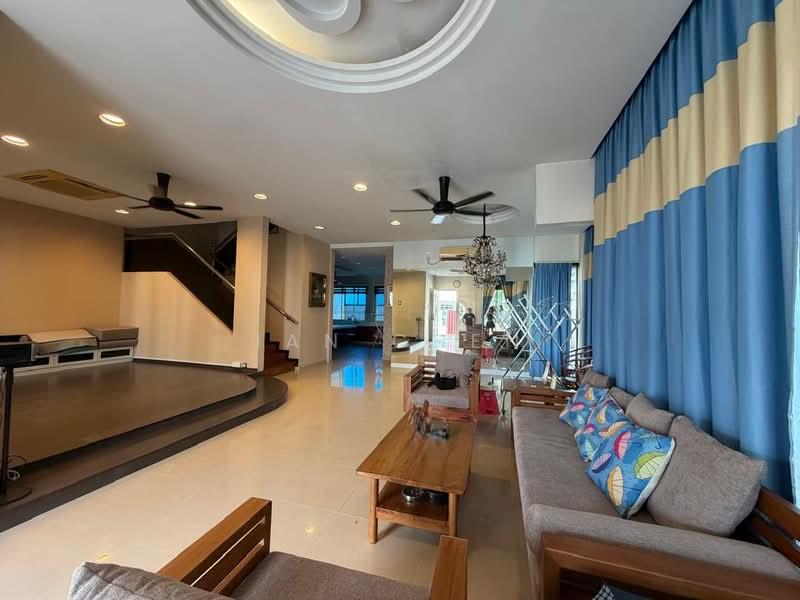 Taman Casa Amira - 2