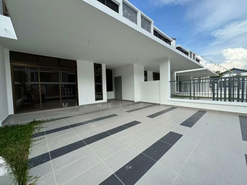 Rini Home 8 Taman Mutiara Rini Double Storey Terrace House - 3