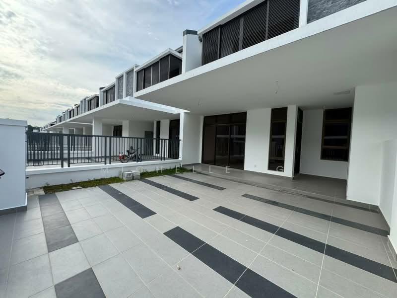 Rini Home 8 Taman Mutiara Rini Double Storey Terrace House - 2