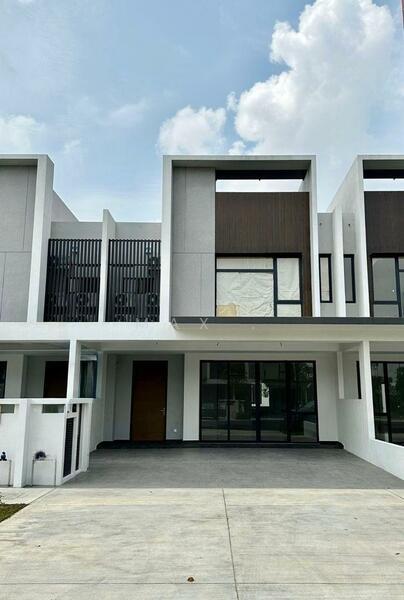 Luxura Designer Link Villas - 4