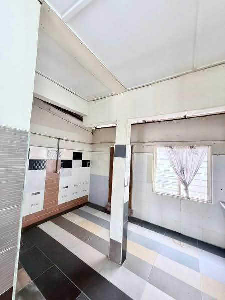 Ulu Tiram Taman Nora Double Storey - 5