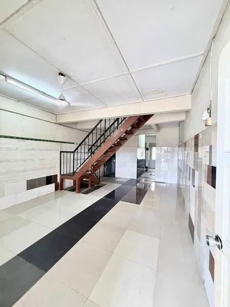 Ulu Tiram Taman Nora Double Storey - 4