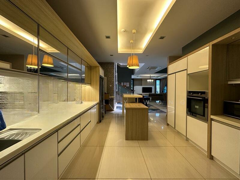 Bandar Sungai Long - 5