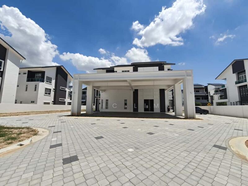 TAMAN LEMBAH PERMAI - 1