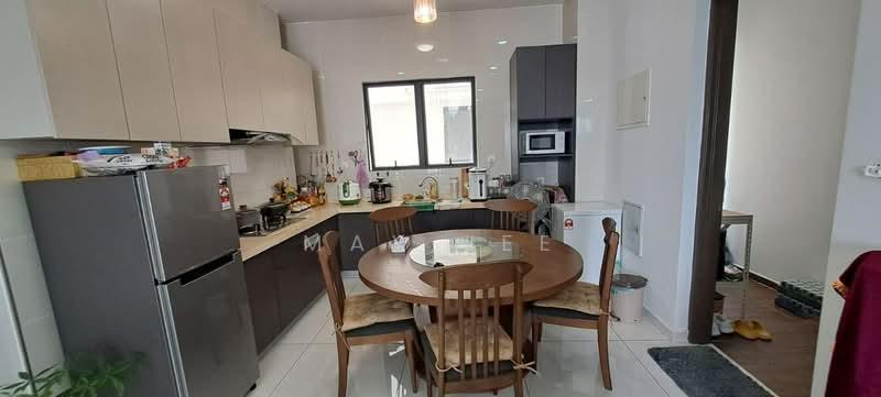 Bay Laurel @ Country Garden Danga Bay - 2