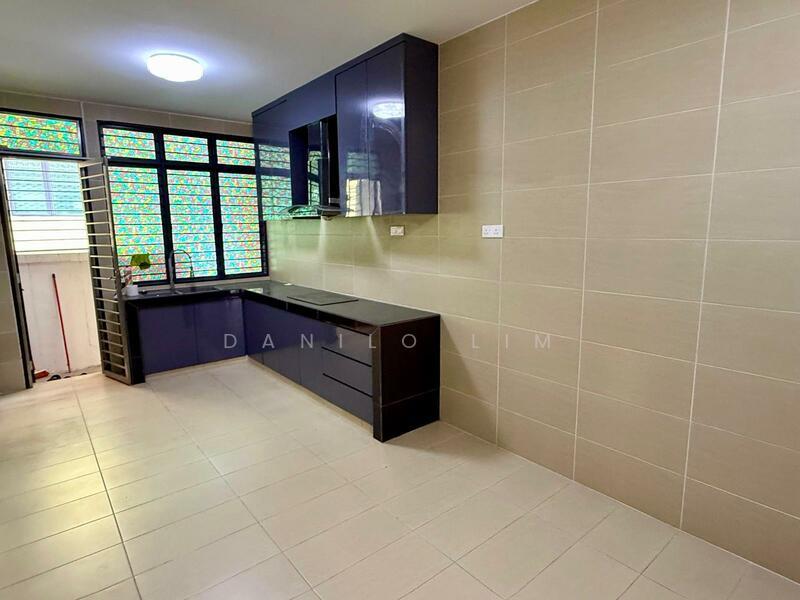 D'Premier 1, Bandar Damai Perdana - 2