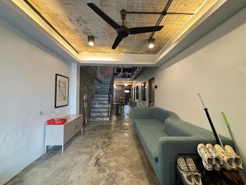 Taman Taynton View - 1