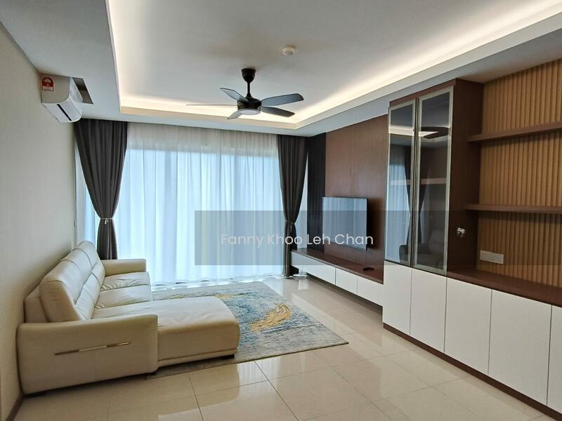 Jesselton Twin Towers - 1