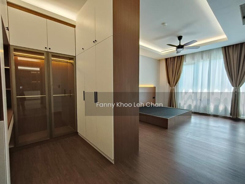 Jesselton Twin Towers - 2