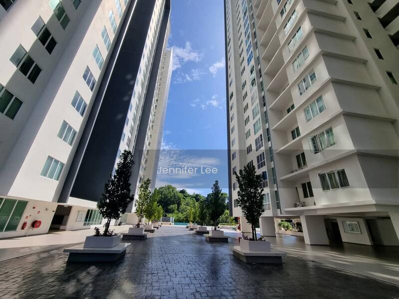 Emerald Residence - 1