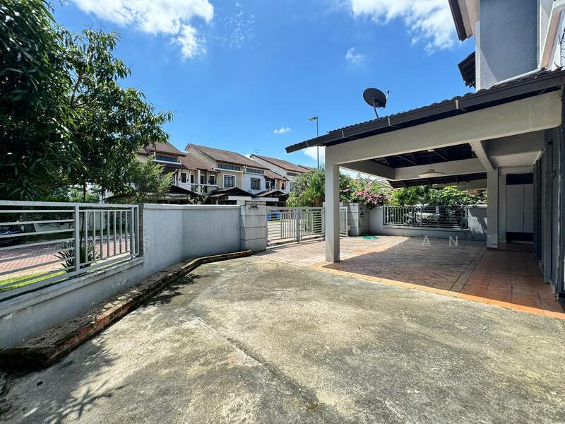 CORNER LOT Double Storey Terrace Greenlane - 3
