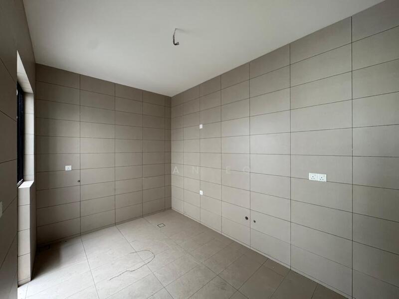 Senibong Cove - The WaterEdge Residences - 4