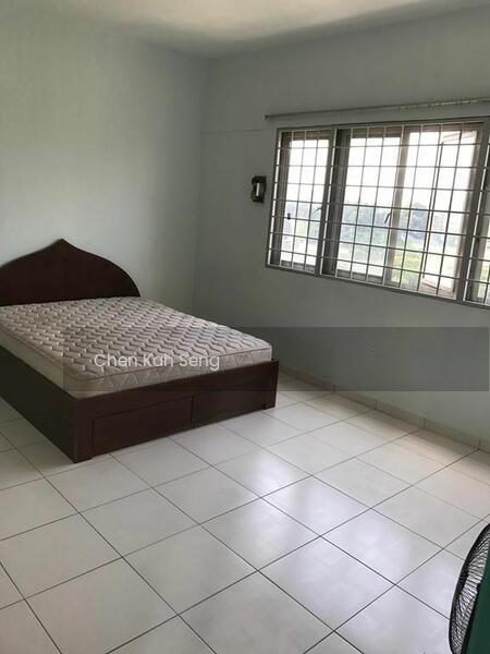 Crescent Court - 5