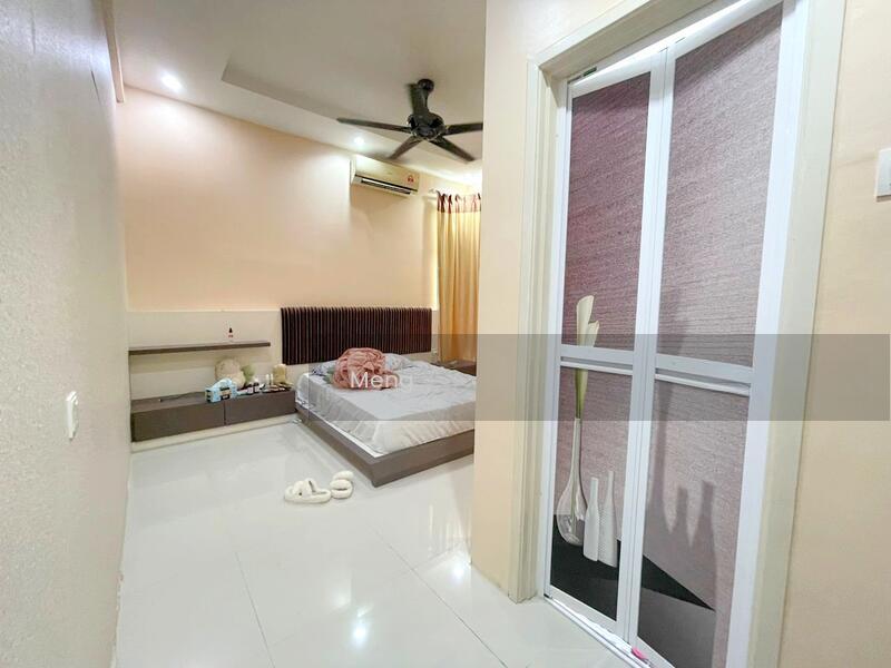 Boulevard Condominium (BLVD) - 3