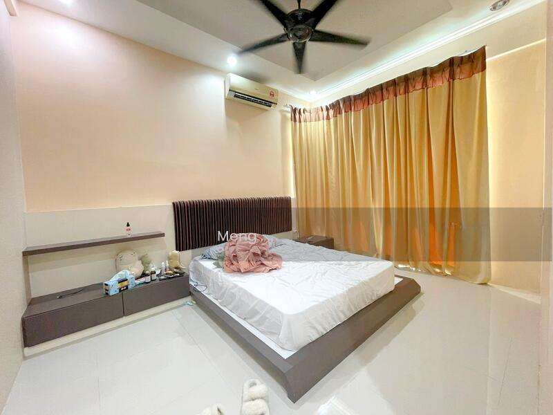 Boulevard Condominium (BLVD) - 5