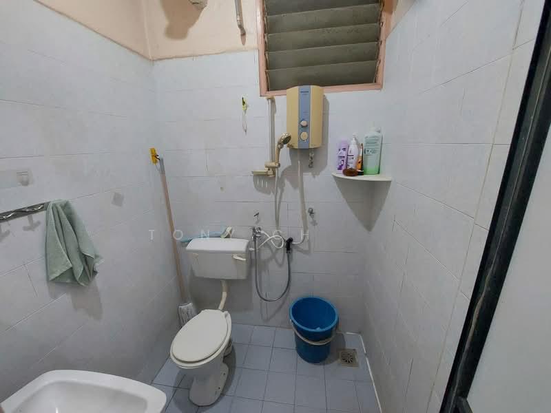 Desa Bayan Apartment - 3