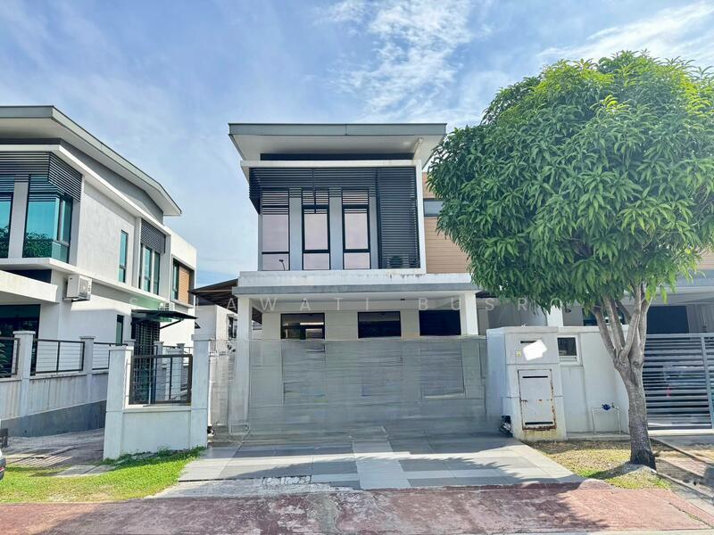 Double Storey Superlink Cahaya Alam Seksyen U12 Shah Alam - 1
