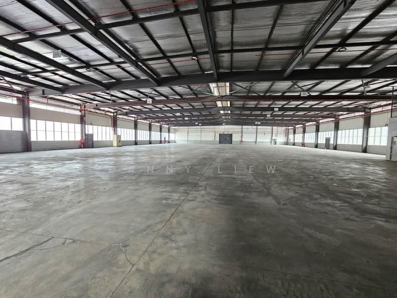 Detached Factory at Puchong Utama, 2000 Amp, 5 Tons near Subang, Shah Alam - 5