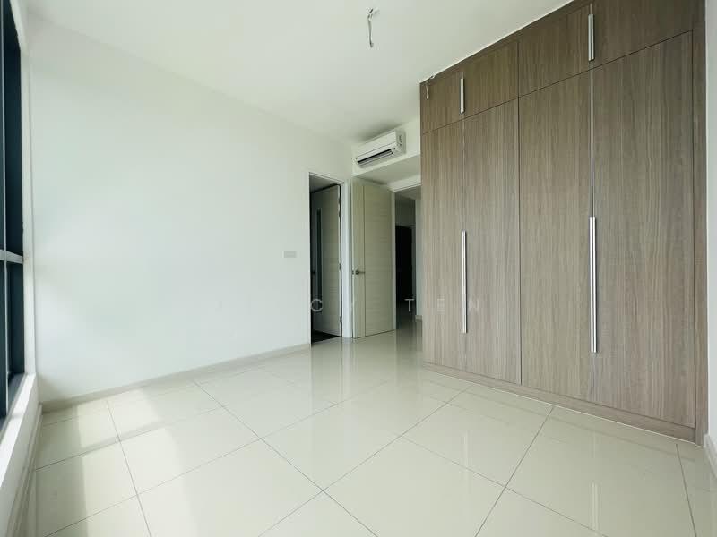 The M @ Medini Macrolink - 5