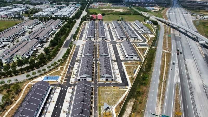 Ellis, Bandar Bukit Raja - 5