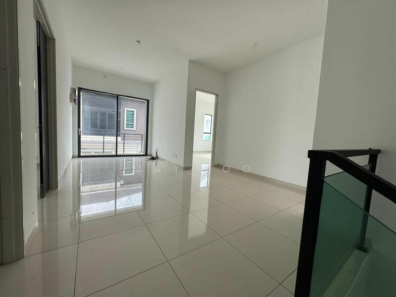 Semi-Detached House at Gerbang Meru Indah - 2