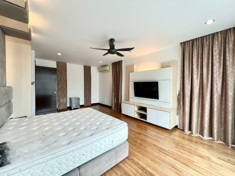 THE STRAITS VIEW RESIDENCES - 3