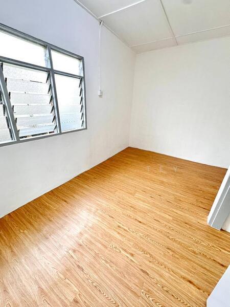 Taman Sri Lalang Ayer Hitam - 4