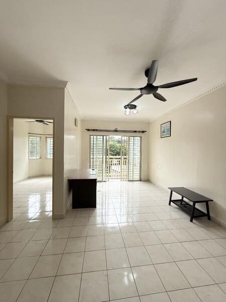 Puteri Bayu Apartment - 1