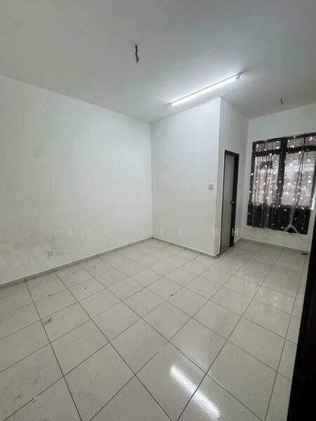 Jalan Puterimas 1/x, Taman Puterimas, 86000 Kluang , Johor. - 4