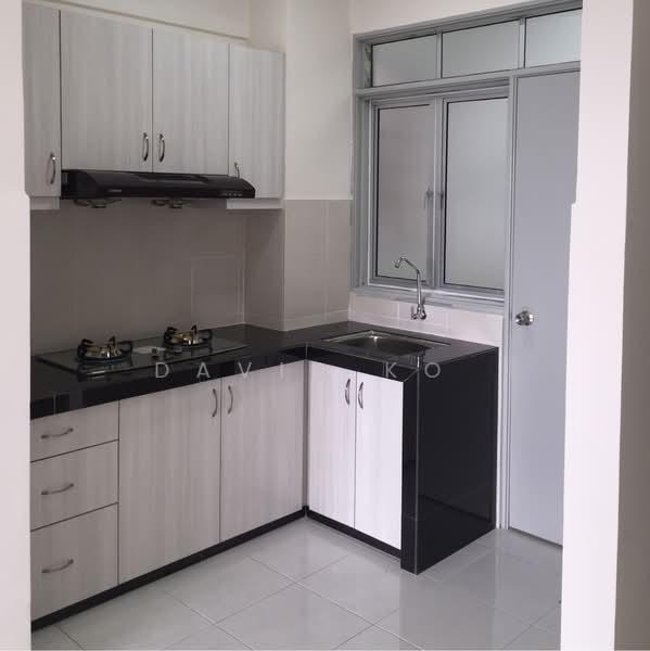 Main Place Residence - 4