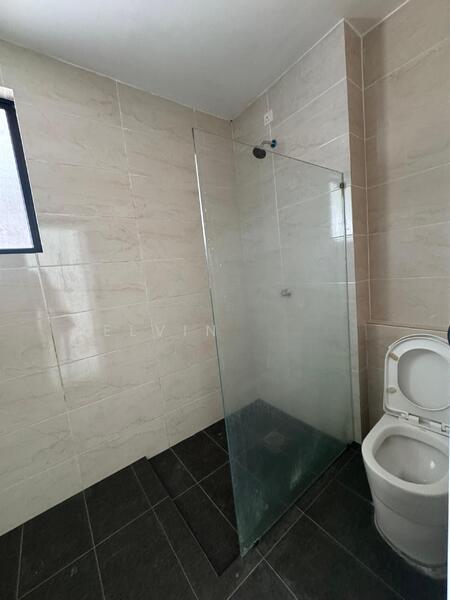 Lahat Waterfront Double Storey Semi D House - 2