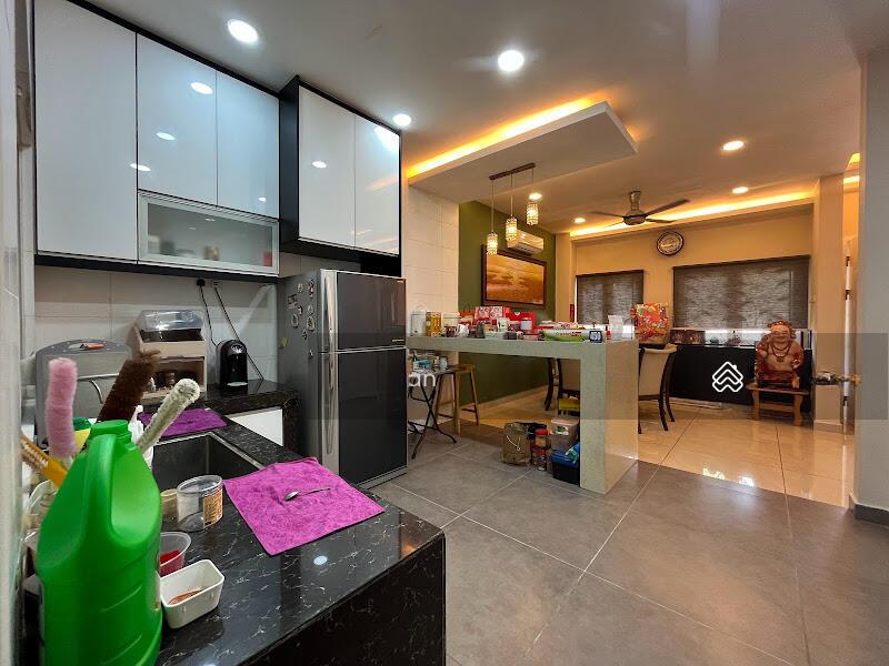 Beringin Avenue - 5