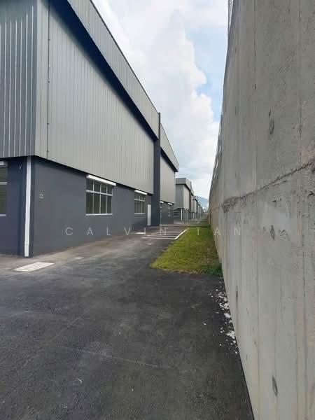 XME Business Park (Nilai Impian) - 3