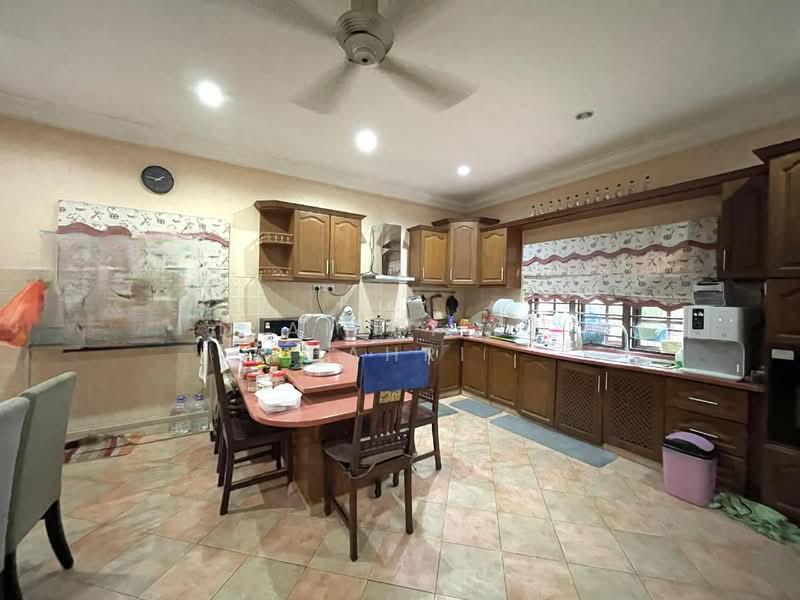 Kampung Tunku - 2