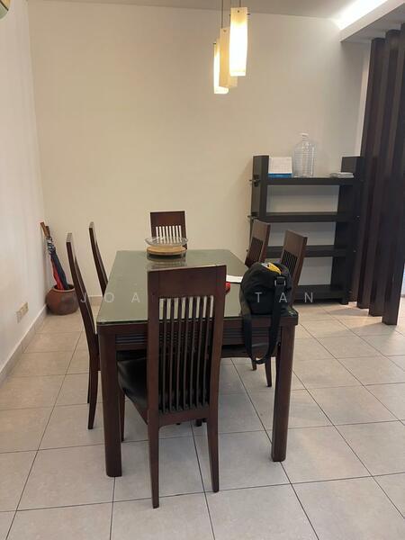 Lakes Condominiums / Pangsapuri Tasik - 2