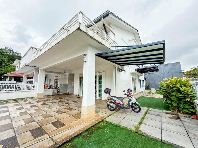 SEMI D DOUBLE STOREY TAMAN SAUJANA EMAS - 2