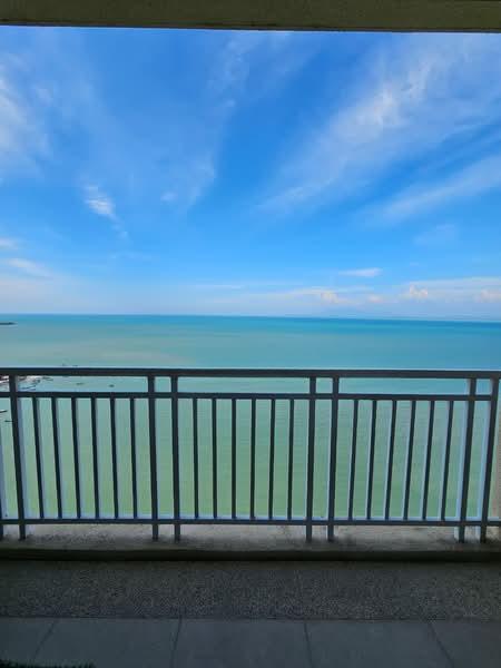 Quayside Seafront Resort Condominiums - 1