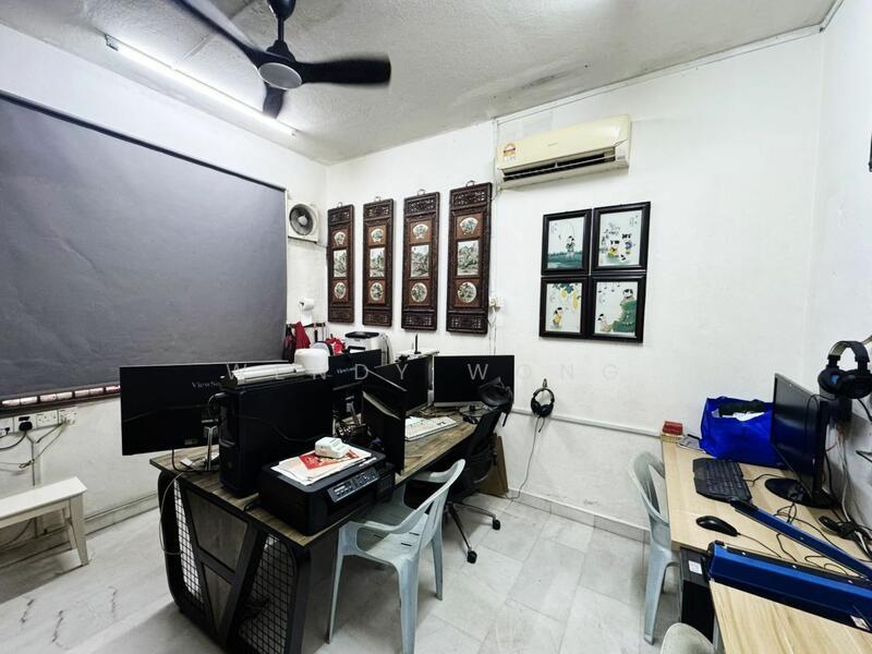 Taman Johor Jaya - 3