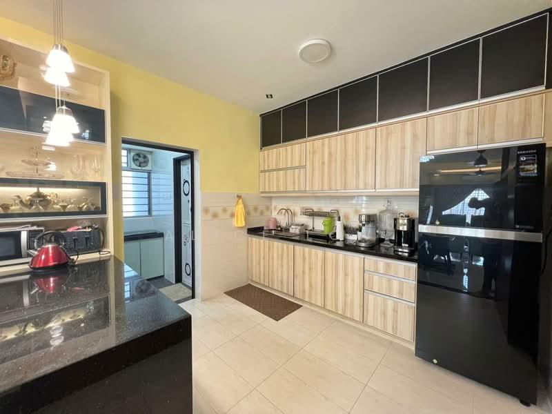 Symphony Heights (Simfoni Heights) - 3