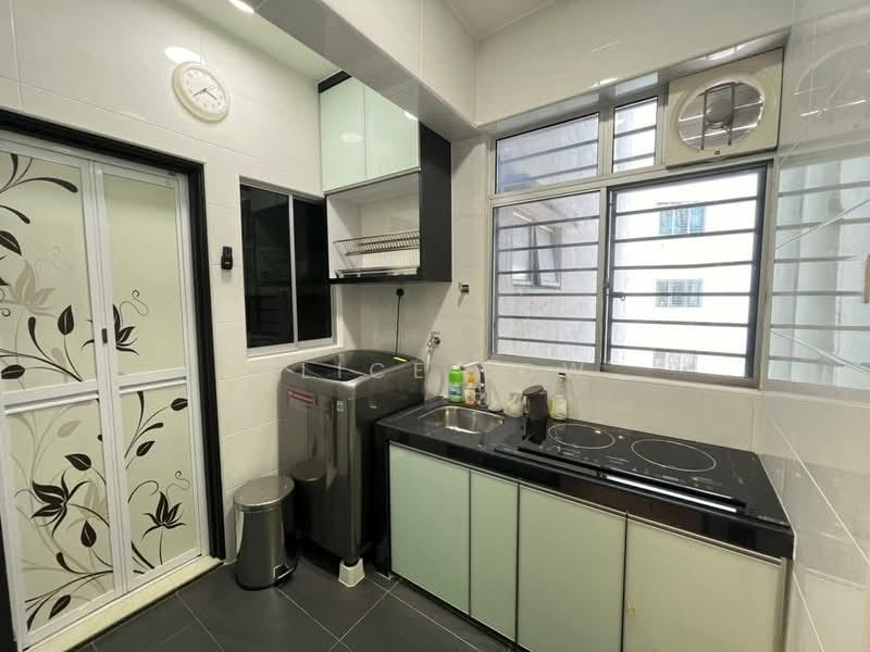 Symphony Heights (Simfoni Heights) - 4