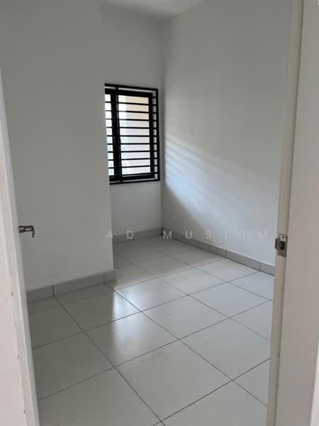 Bandar Mahkota Banting - 3