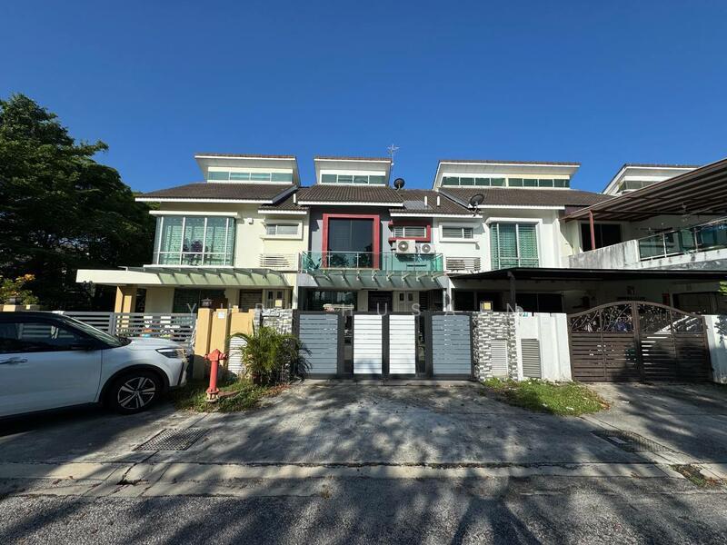 Ellis, Bandar Bukit Raja - 1